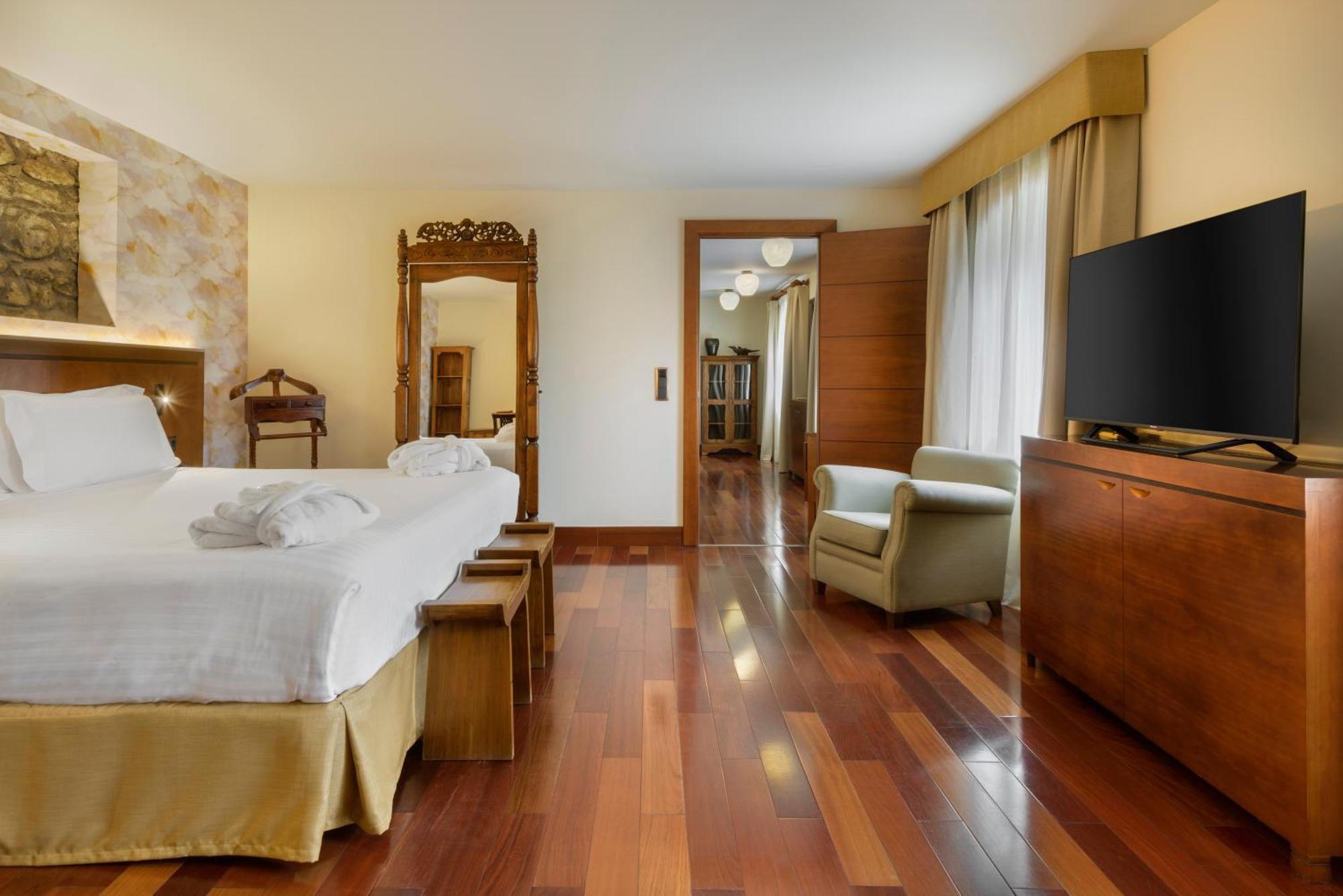Hotel & Spa Monasterio De 볼타나 외부 사진 Suite
